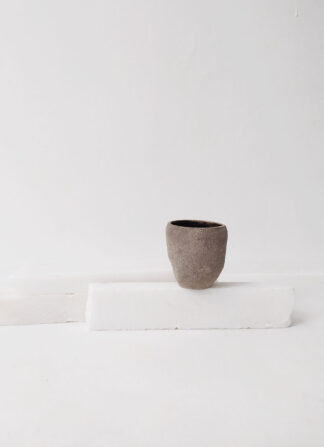 ater-portuguese-handmade-ceramics-white-small-cup-scar-id